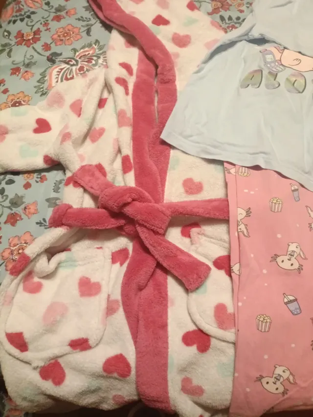 Pijama y Bata Niña 7-8 Años