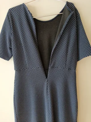 Vestido Esprit punto lunares azul y blanco.