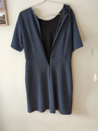 Vestido Esprit punto lunares azul y blanco.