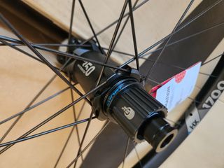 Rueda trasera DT Swiss HX 1700 29 35mm E-Bike