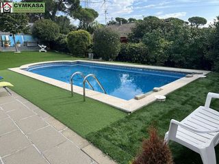 Casa en venta en Residencial Park en Maçanet de la Selva