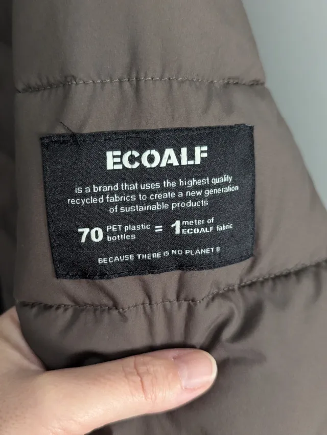 Plumas mujer Ecoalf marrón