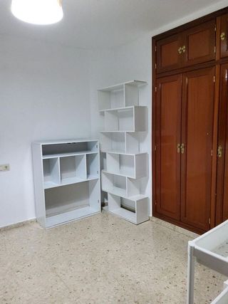 Piso en alquiler en Parque Alcosa - Jardines del Edén en Sevilla