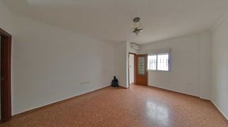 Casa adosada en venta en Andújar