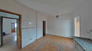 Casa adosada en venta en Andújar