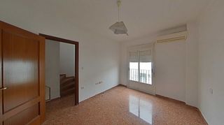 Casa adosada en venta en Andújar