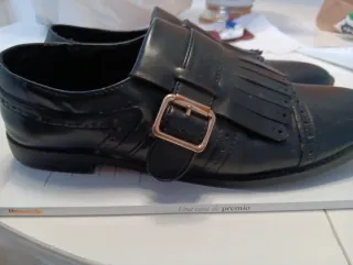 Zapatos MNG negros abotinados