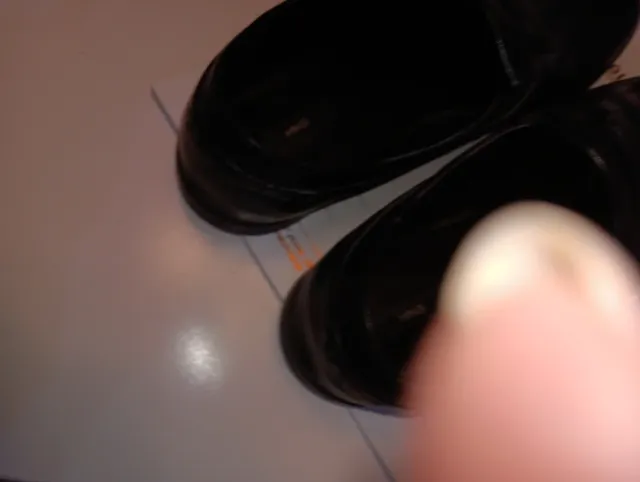 Zapatos MNG negros abotinados