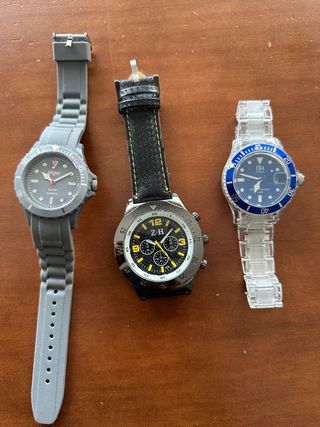3 Relojes (Azul, Gris) sin usar apenas.