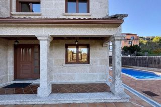 Chalet en venta en Campo Lameiro