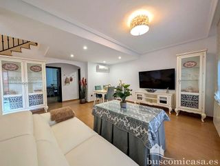 Chalet en venta en Linares