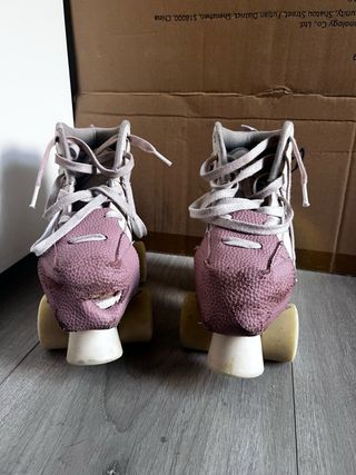 Patines de 4 ruedas blancos