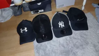 Lote 4 Gorras New Era, Nike, Under Armour