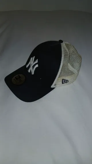 Lote 4 Gorras New Era, Nike, Under Armour