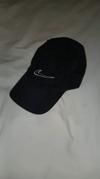 Lote 4 Gorras New Era, Nike, Under Armour