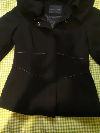 Abrigo Zara Negro Talla M