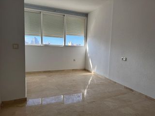 Piso en venta en Pueblo Levante en Benidorm