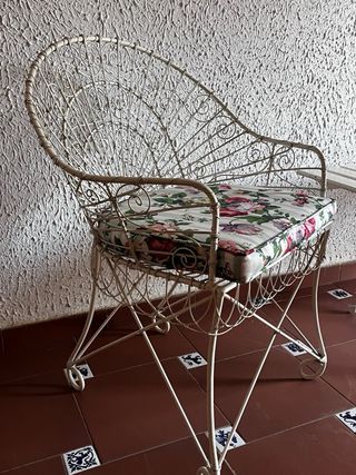 Conjunto 2 sillones, sofá y mesa de hierro