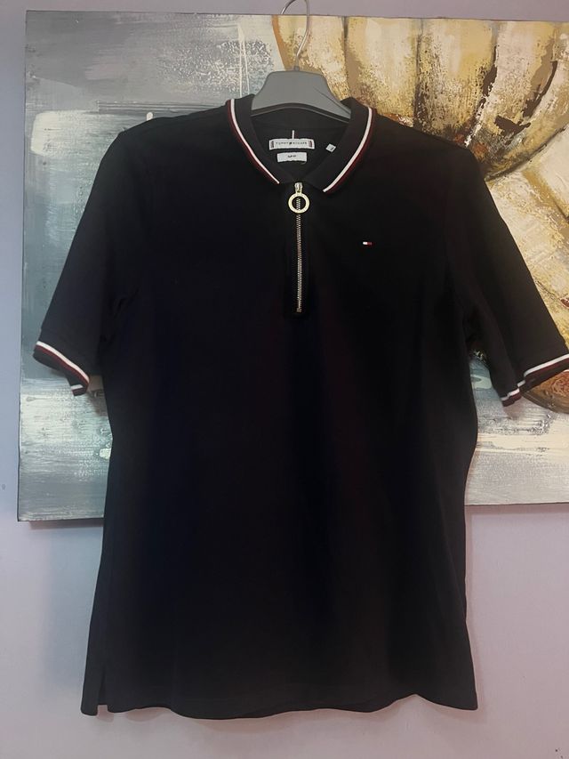 Polo negro Tommy Hilfiger con cremallera