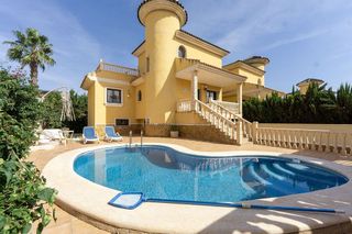 Chalet en venta en Campos de Golf - Villa Martin - Los Dolses en Orihuela