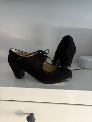 Zapatos Flamenca Begoña Cervera Negros