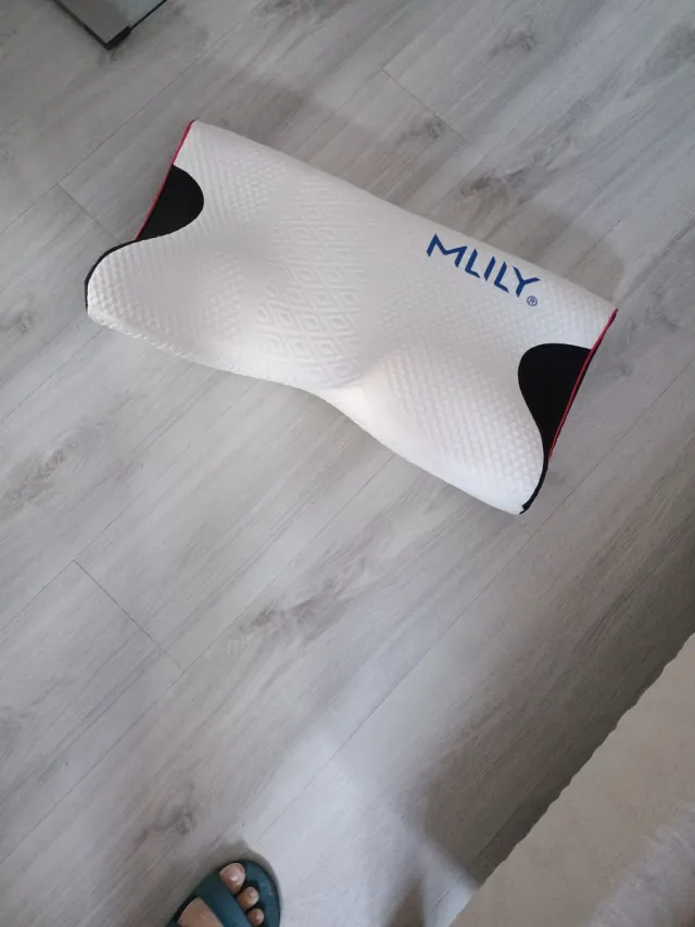 Almohada cervical MLILY nueva