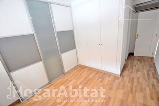Piso en venta en L´Illa perduda en Valencia