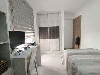 Piso en venta en La Barriguilla en Málaga