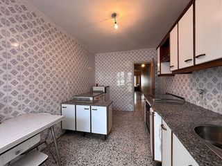 Piso en venta en Residencia - Abella en Lugo