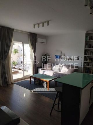 Piso en venta en Ensanche - Diputación en Alicante