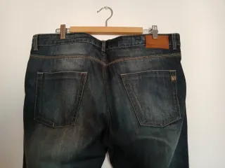 Pantalón vaquero Pedro del Hierro T50