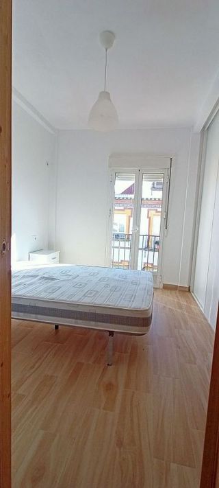 Piso en alquiler en Cruz Roja en Sevilla