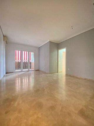 Piso en alquiler en Montequinto en Dos Hermanas