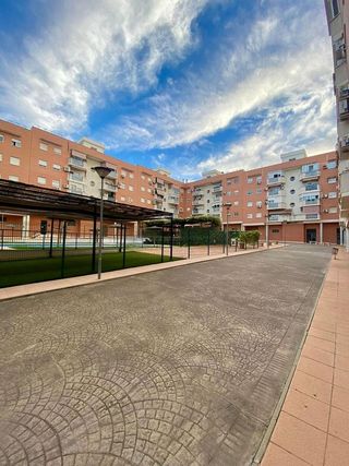 Piso en alquiler en Montequinto en Dos Hermanas