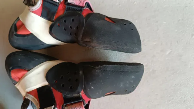 Pies de gato Ocun Ozone