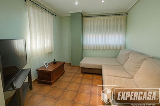 Casa adosada en venta en Alameda Park en Manises