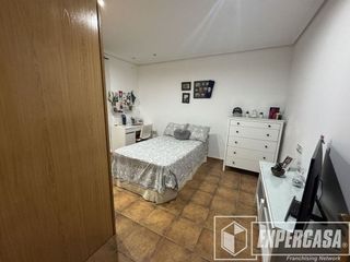 Casa adosada en venta en Alameda Park en Manises