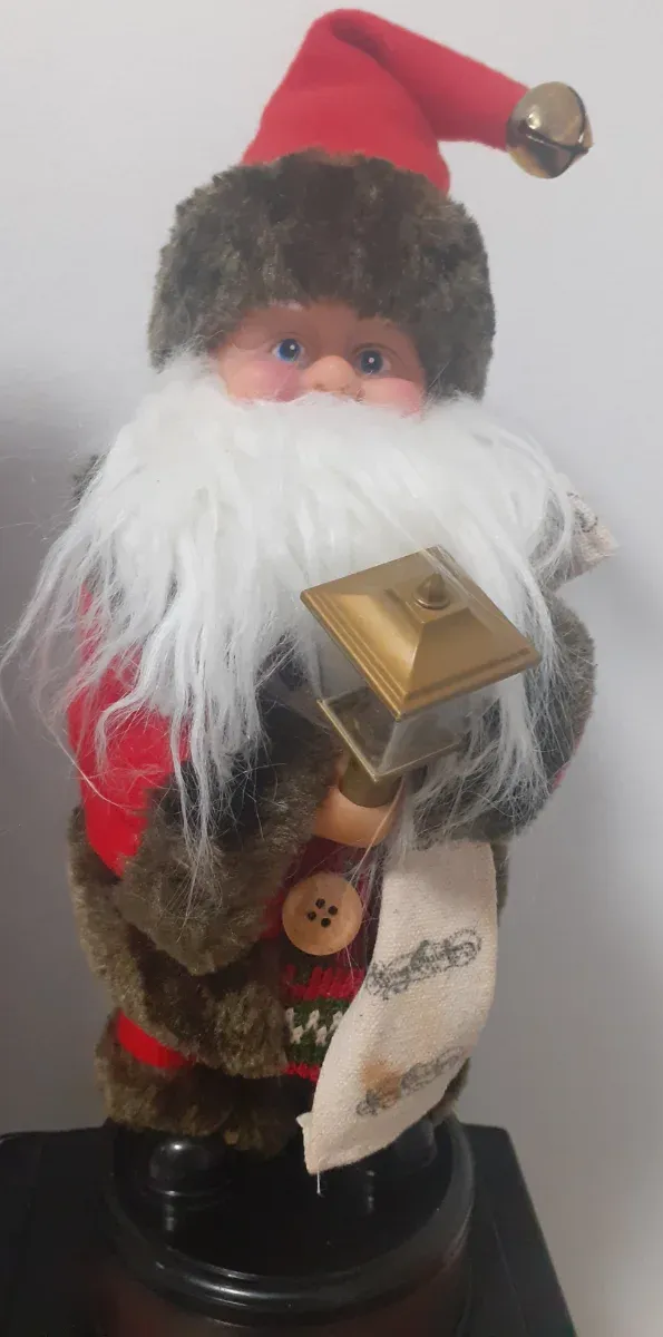 Papá Noel con luz y música