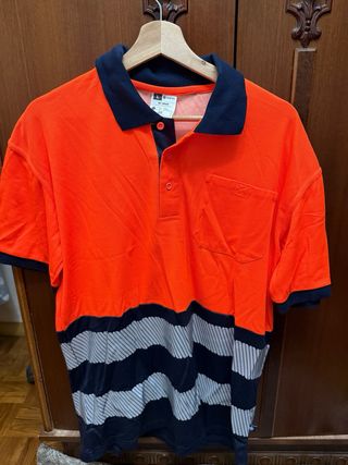 Pantalon , camisetas ,chaleco 