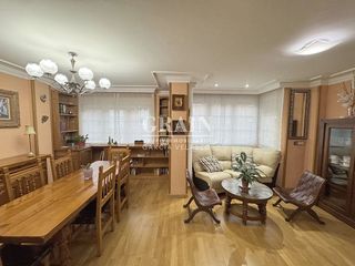 Piso en venta en Santa Cruz - Industria - Polígono Campollano en Albacete