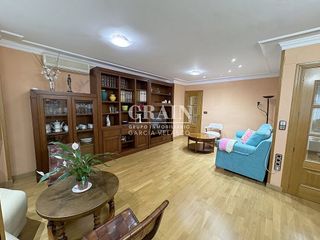 Piso en venta en Santa Cruz - Industria - Polígono Campollano en Albacete