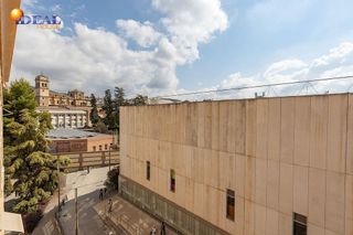 Piso en venta en Centro - Sagrario en Granada