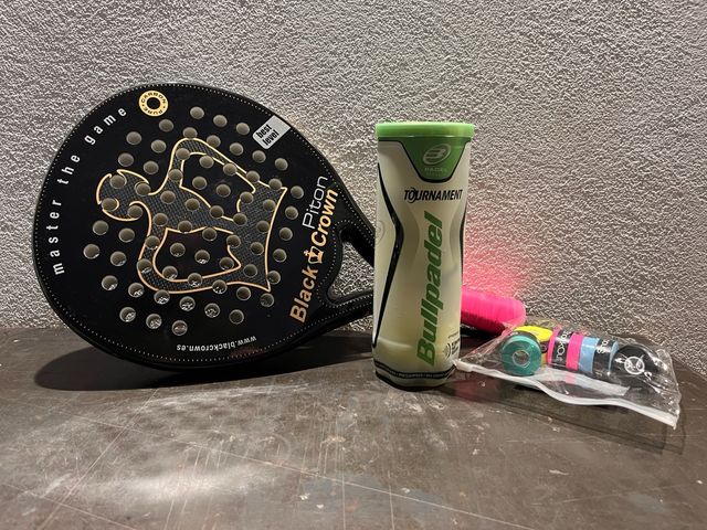 Pack pala pádel BlackCrown + mochila Bullnpadel.
