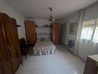 Casa adosada en venta en Alcaudete