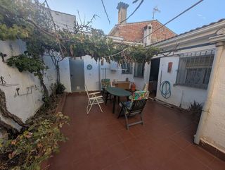 Casa adosada en venta en Alcaudete