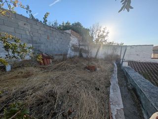 Casa adosada en venta en Alcaudete