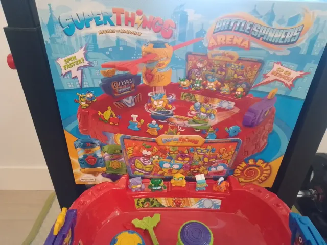 Super Things Battle Spinners Arena