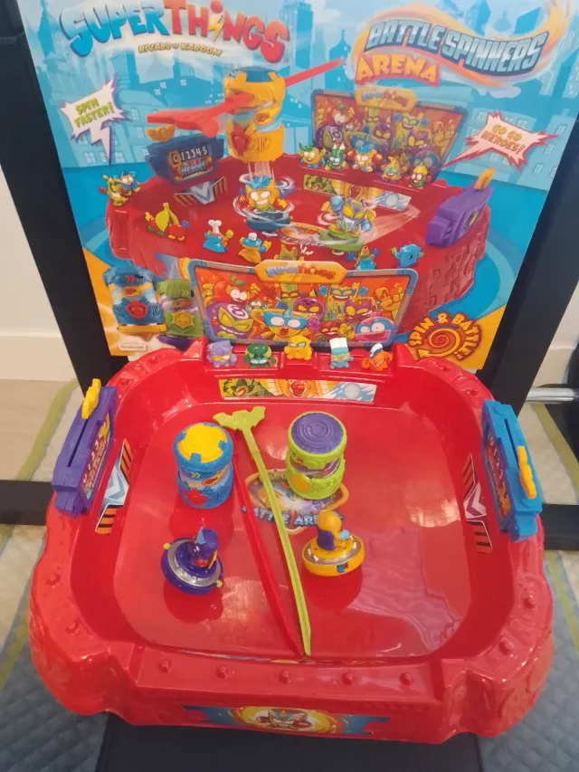Super Things Battle Spinners Arena