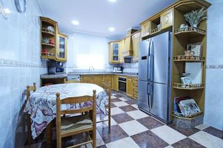 Chalet en venta en Peña de las Águilas en Elche