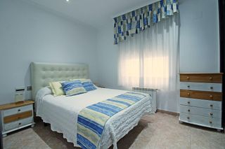 Chalet en venta en Peña de las Águilas en Elche